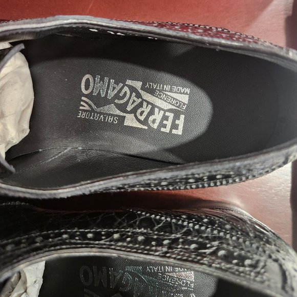 SALVATORE FERRAGAMO Black Crocodile Leather Derby (Black) - Picture 6 of 9